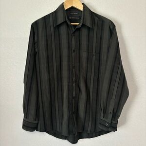 R & R Casual Black & Gray Striped Long Sleeve Button Up Shirt Men's Size Medium